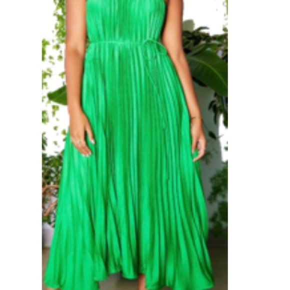 Cutely Covered Dresses & Skirts - Vibrant Green Dress